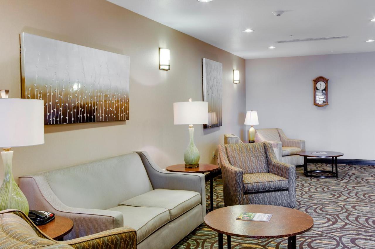 Holiday Inn Express & Suites Nevada By Ihg Kültér fotó