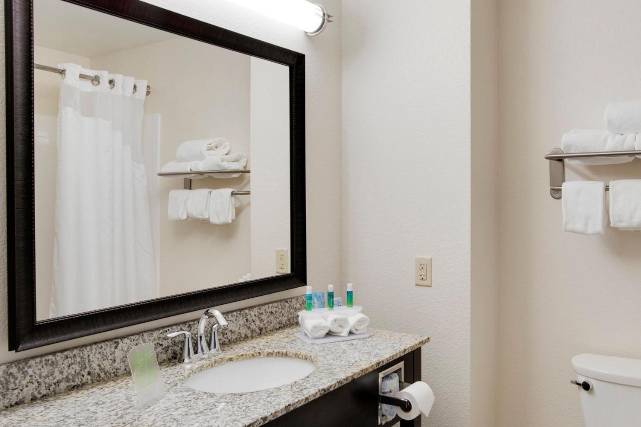 Holiday Inn Express & Suites Nevada By Ihg Szoba fotó